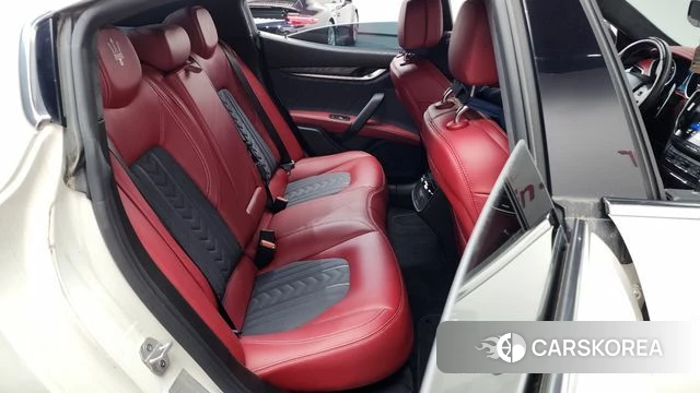 Maserati Ghibli 2018 Белый из Кореи, фото 2