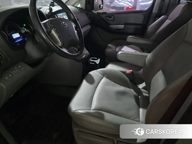 Hyundai The New Grand Starex 2019 Серый из Кореи, фото 2