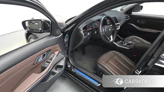 BMW 3 Series (G20) 2019 Черный из Кореи, фото 2