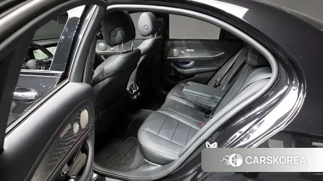 Mercedes-Benz E-Class W213 2022 Черный из Кореи, фото 2