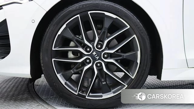 Kia K5 3rd generation 2020 Белый из Кореи, фото 2