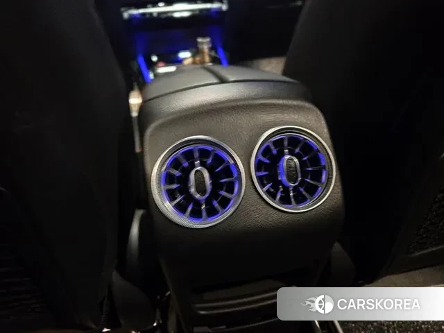 Mercedes-Benz GLA - Class H247 2020 Черный из Кореи, фото 2