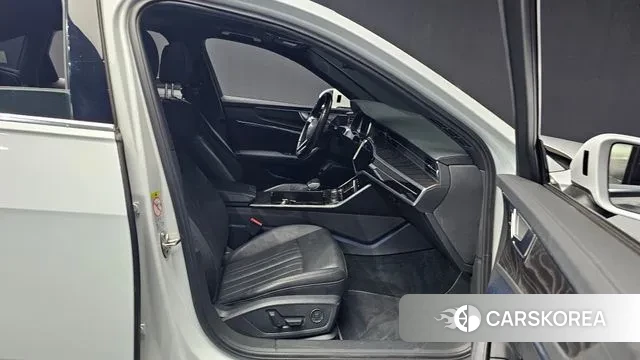 Audi A6 (C8) 2020 Белый из Кореи, фото 2