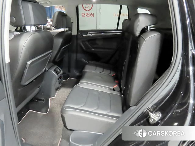 Volkswagen Tiguan second Generation 2018 Черный из Кореи, фото 2
