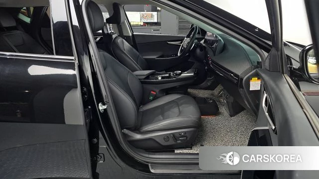 Kia EV6 2023 Черный из Кореи, фото 2