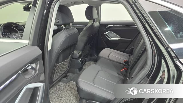 Audi Q3 (F3) 2020 Черный из Кореи, фото 2