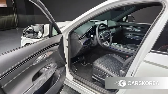 Genesis GV70 2021 Белый из Кореи, фото 2