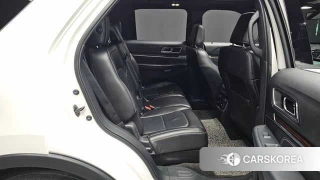 Ford Explorer 2018 Белый из Кореи, фото 2
