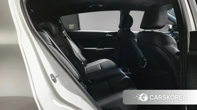 Kia Sportage The Bold 2021 Белый из Кореи, фото 2