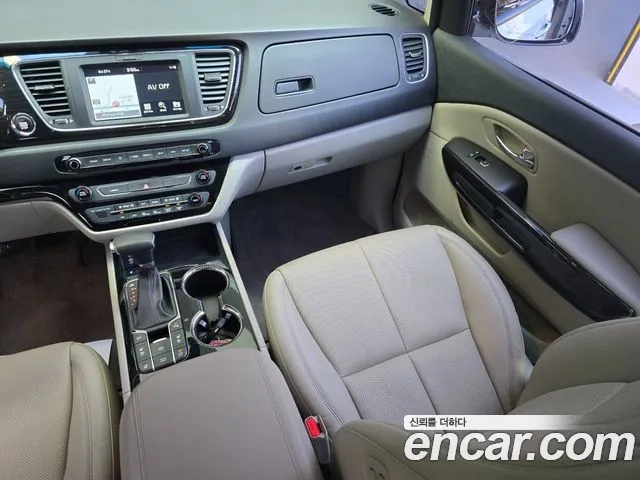 Kia The New Carnival 2018 Белый из Кореи, фото 2