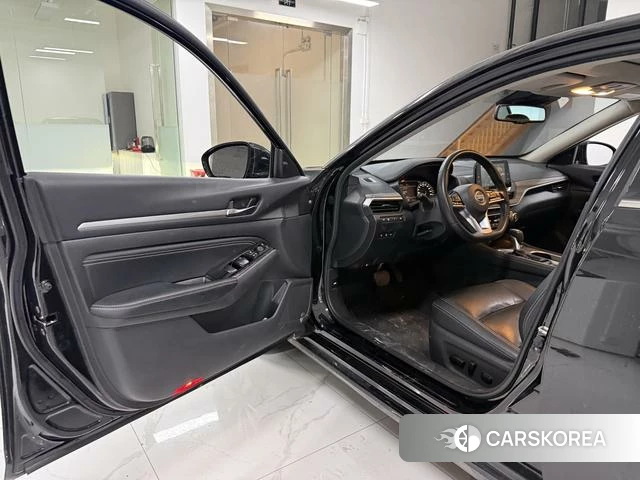 Nissan Teana 2021 Черный из Китая, фото 2