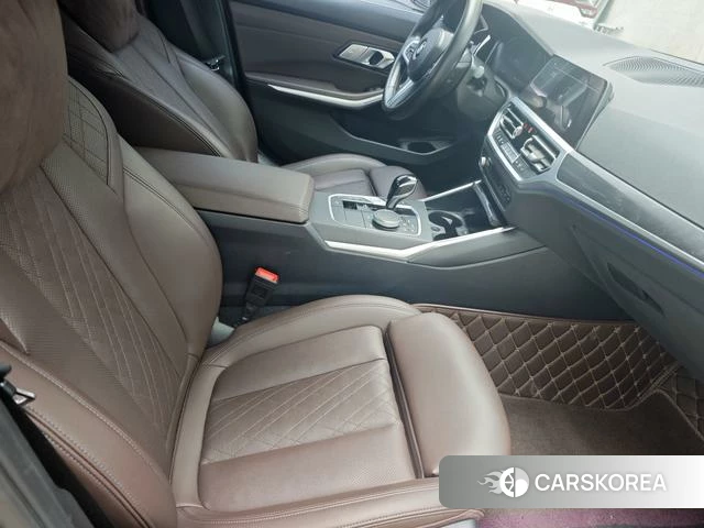BMW 3 series 2021 Черный из Китая, фото 2