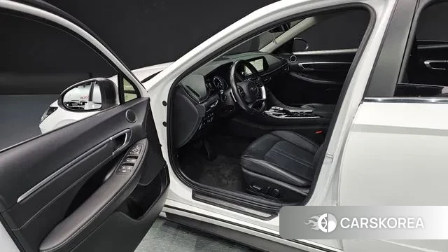 Hyundai Sonata Hybrid (DN8) 2022 Белый из Кореи, фото 2