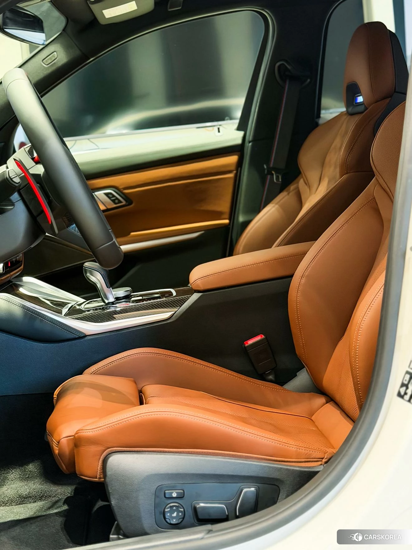 BMW M3 2025 Белый из Китая, фото 2