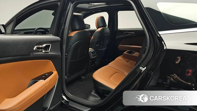 Kia Sportage 5th Generation 2021 Черный из Кореи, фото 2