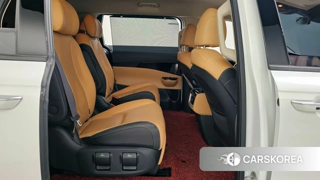 Kia Carnival 4th generation 2023 Белый из Кореи, фото 2