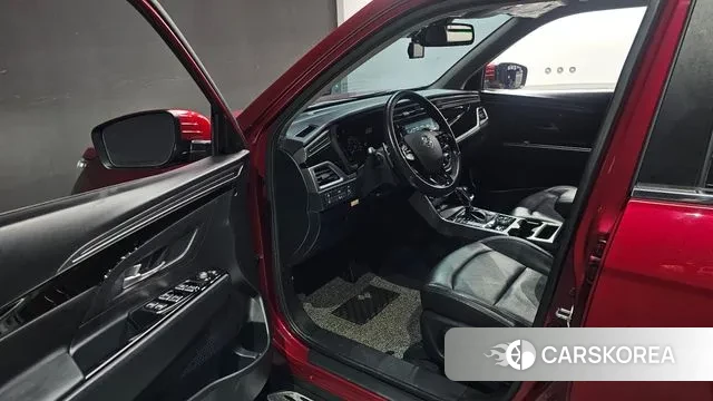 Ssangyong Beautiful Korando 2021 Красный из Кореи, фото 2