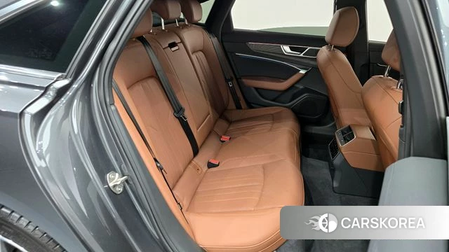 Audi A6 (C8) 2023 Серый из Кореи, фото 2