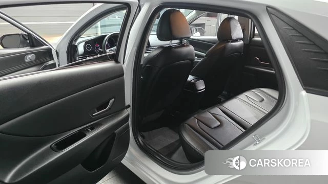 Hyundai Avante (CN7) 2022 Белый из Кореи, фото 2
