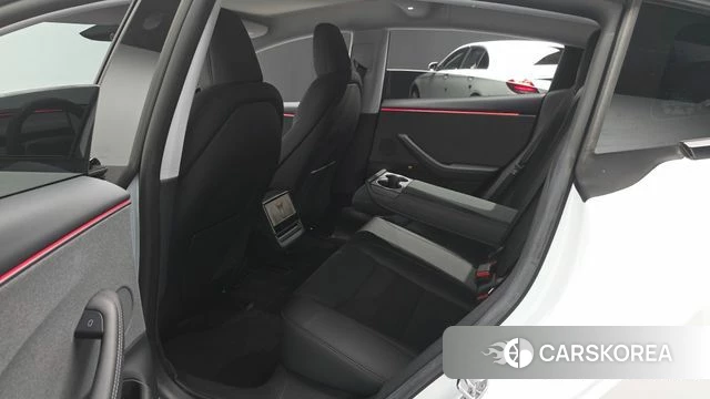 Tesla Model 3 2025 Белый из Кореи, фото 2