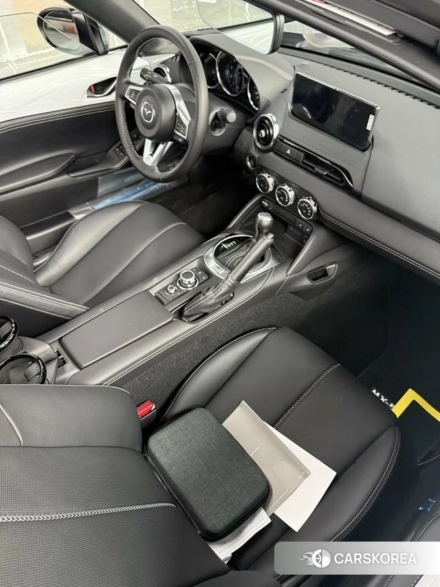 Mazda MX-5 2025 Серебристо-серый из Китая, фото 2