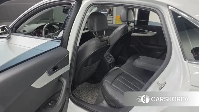 Audi A4 (B9) 2019 Белый из Кореи, фото 2