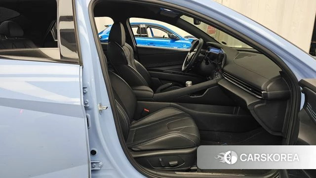 Hyundai Avante (CN7) 2022 Небесно-голубой из Кореи, фото 2