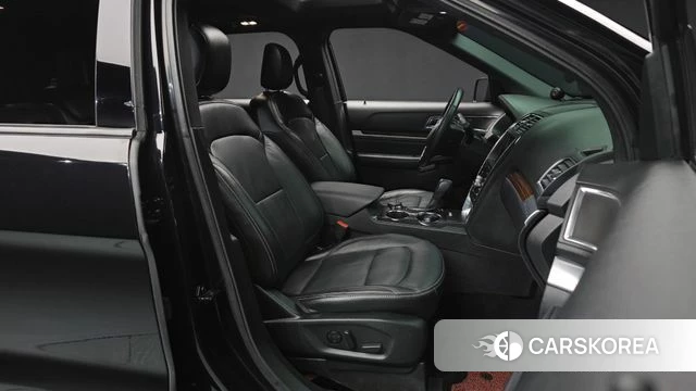 Ford Explorer 2019 Черный из Кореи, фото 2