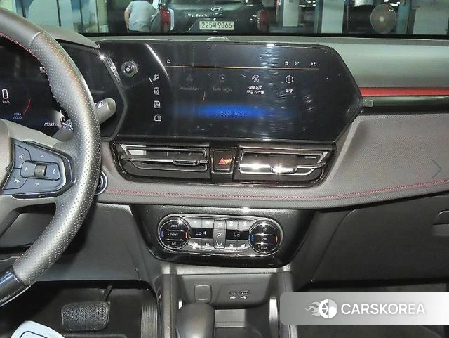 Chevrolet (GM Daewoo) The New Trail Blazer 2024 Серебристо-серый из Кореи, фото 2