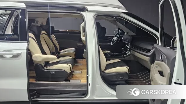 Kia The New Carnival 4th Generation 2024 Белый из Кореи, фото 2