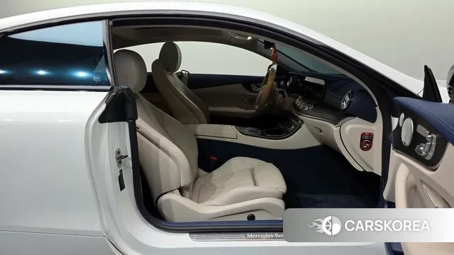 Mercedes-Benz E-Class W213 2023 Белый из Кореи, фото 2