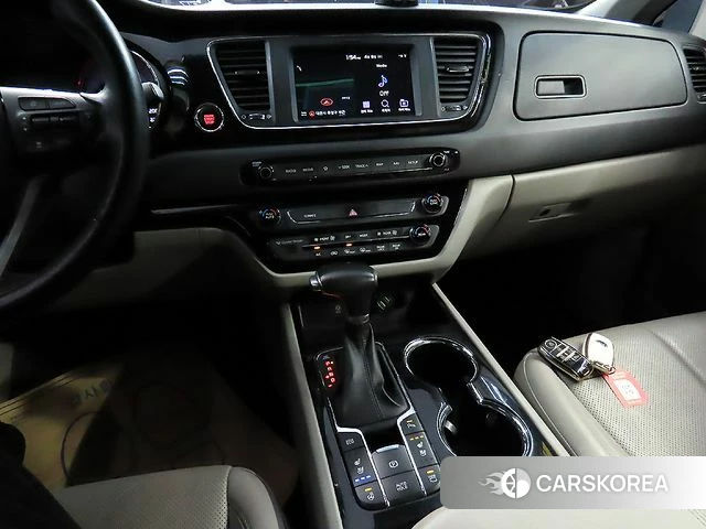 Kia The New Carnival 2018 Белый из Кореи, фото 2