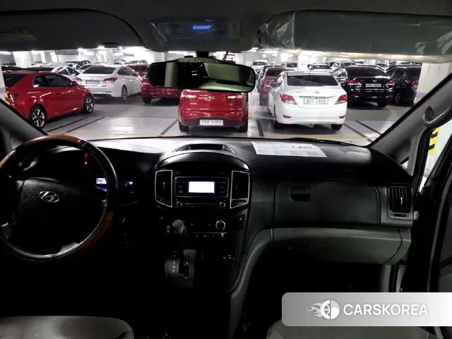 Hyundai Grand Starex 2018 Серебряный из Кореи, фото 2