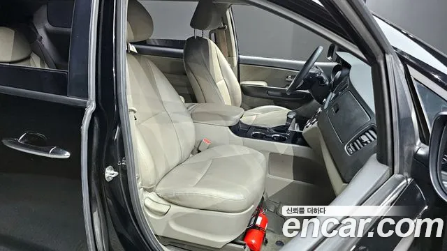 Kia The New Carnival 2018 Черный из Кореи, фото 2