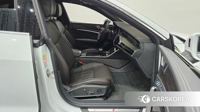 Audi A7 (4K) 2021 Белый из Кореи, фото 2