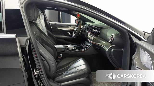 Mercedes-Benz CLS-Class C257 2023 Черный из Кореи, фото 2