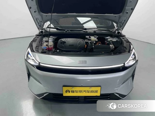 Geely Galaxy Galaxy L6 2025 Серебристо-серый из Китая, фото 2