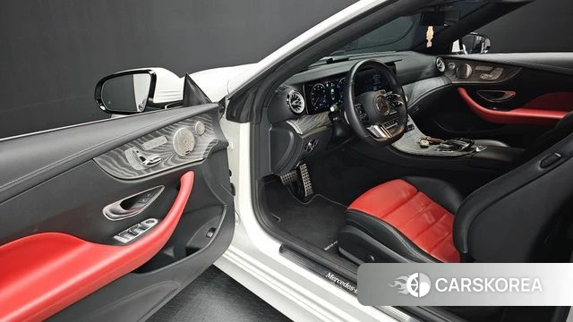 Mercedes-Benz E-Class W213 2022 Белый из Кореи, фото 2