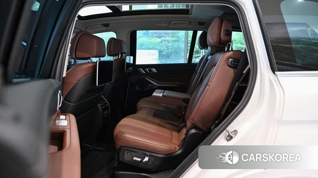BMW X7 (G07) 2021 Белый из Кореи, фото 2
