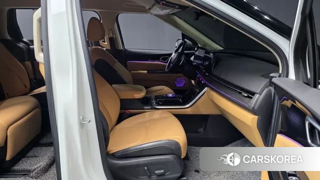 Kia Carnival 4th generation 2023 Белый из Кореи, фото 2