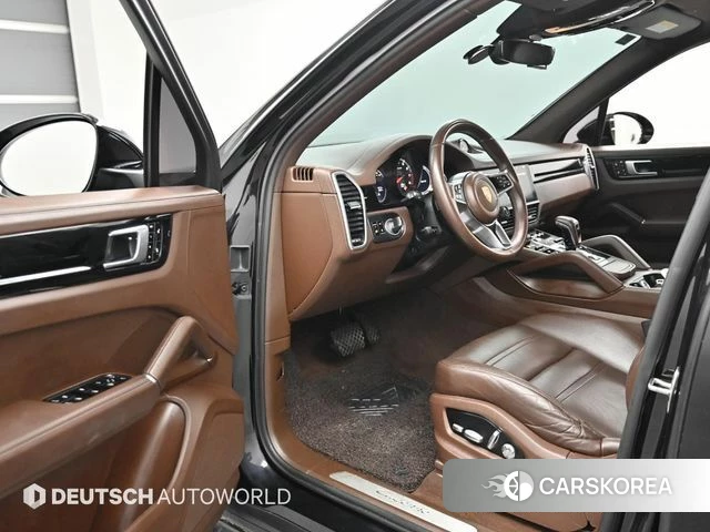 Porsche Cayenne (PO536) 2019 Черный из Кореи, фото 2