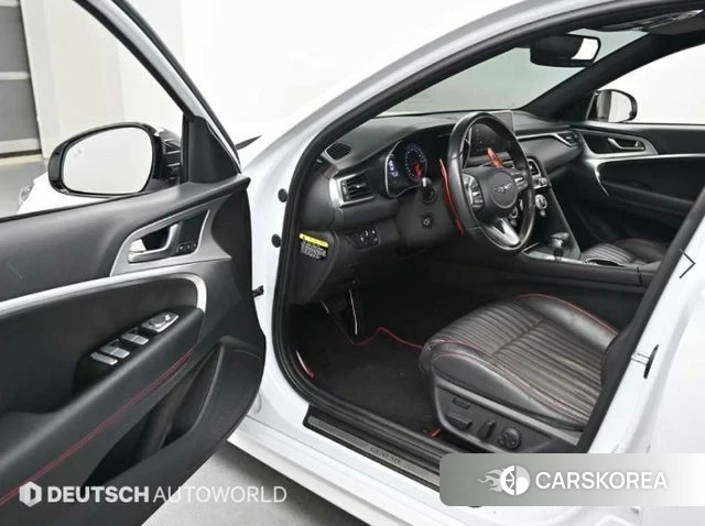 Genesis G70 2018 Белый из Кореи, фото 2