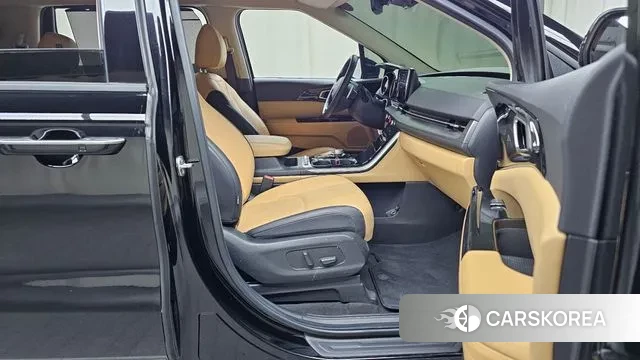 Kia Carnival 4th generation 2023 Черный из Кореи, фото 2