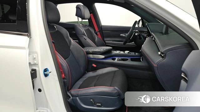 Genesis GV70 2021 Белый из Кореи, фото 2