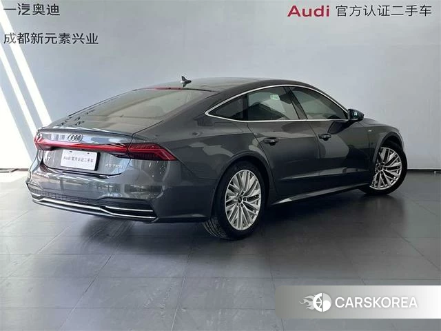 Audi A7 2021 Темно-серый из Китая, фото 2