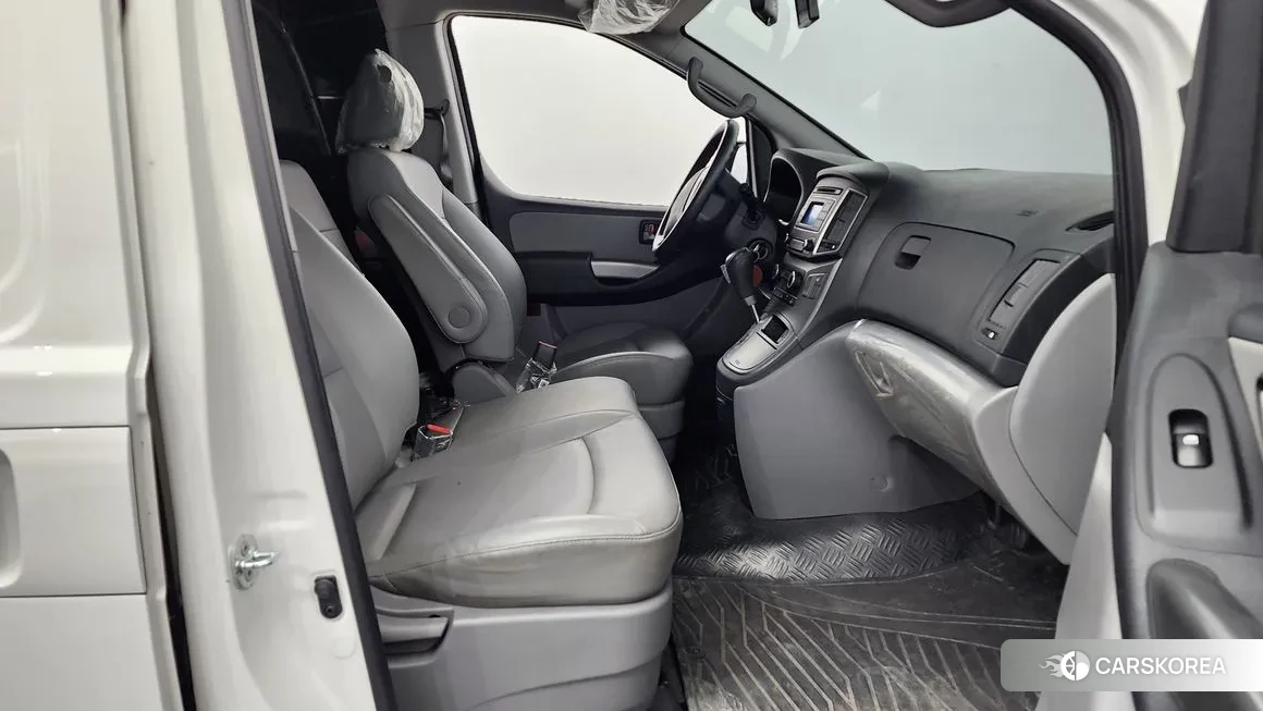 Hyundai The New Grand Starex 2020 Белый из Кореи, фото 2