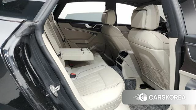 Audi A7 (4K) 2021 Черный из Кореи, фото 2