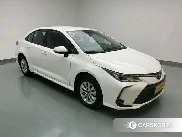 Toyota Corolla 2024 Белый из Китая, фото 2