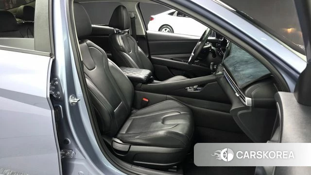Hyundai The New Avante (CN7) 2023 Небесно-голубой из Кореи, фото 2