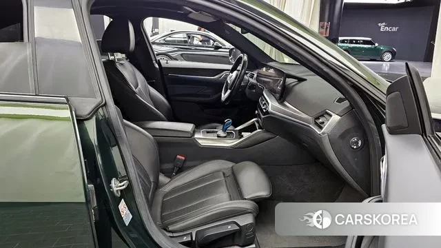 BMW i4 2022 Зеленый из Кореи, фото 2